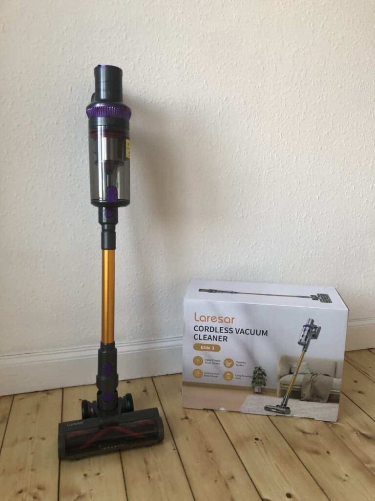 view of laresar elite cordless vacuum cleaners under 200 unboxing purchased package arrival at home testing experience 